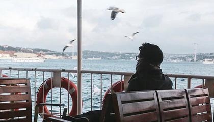 kaiyun官方网站-利物浦客场战胜伯恩利，积分稳固，利物浦vs伯恩利预测